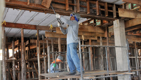 Indústria responde por 44% das vagas abertas em Mato Grosso do Sul em 2025