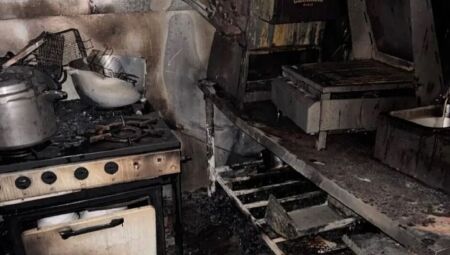 O inc&ecirc;ndio aconteceu na madrugada de segunda-feira