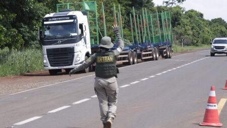 MS participa de opera&ccedil;&atilde;o para reduzir acidentes nas estradas no fim de ano