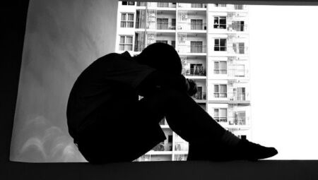 Pai usa vara e fio elétrico para espancar filho que reprovou na escola em Dourados