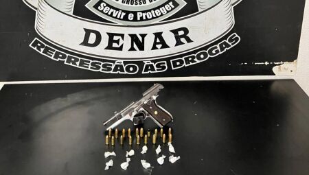 Pistola que possivelmente seria usada no crime