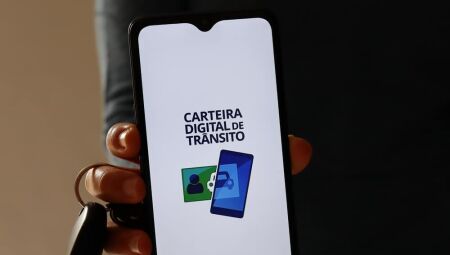 Governo regulamenta moderniza&ccedil;&atilde;o da CNH que reduz em at&eacute; 80% custo de documentos