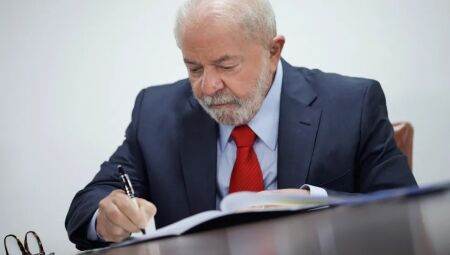 Ato foi assinado pelo presidente Lula
