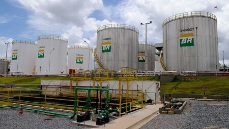 Usina de biocombust&iacute;vel de Candeias (BA)  