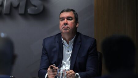 Governador Eduardo Riedel 