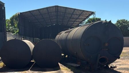 Opera&ccedil;&atilde;o da PF vistoriou caminh&otilde;es-tanques