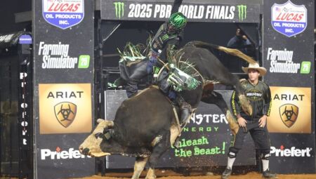 Sul-mato-grossense tricampe&atilde;o mundial de montaria em touros estreia em Boston 