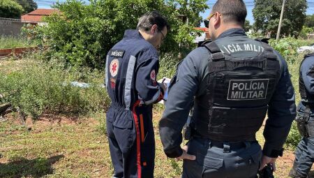 Homem foi encontrado pr&oacute;ximo a uma &aacute;rvore