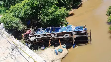 O acidente aconteceu na manh&atilde; de ontem