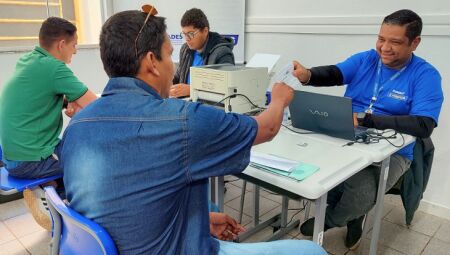 Mato Grosso do Sul supera barreira de 16 mil empregos formais criados em 12 meses