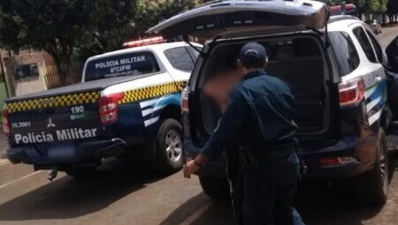 Idoso foi preso em flagrante