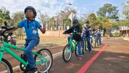 A participa&ccedil;&atilde;o &eacute; aberta &agrave;s Escolas P&uacute;blicas e Privadas