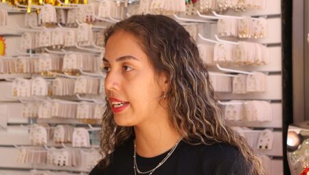 &Iacute;ris Cristina, respons&aacute;vel da Loja Aurora comenta mudan&ccedil;a no perfil dos foli&otilde;es