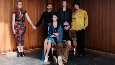 Elenco do filme Rosebush Pruning, do diretor cearense Karim A&iuml;nouz