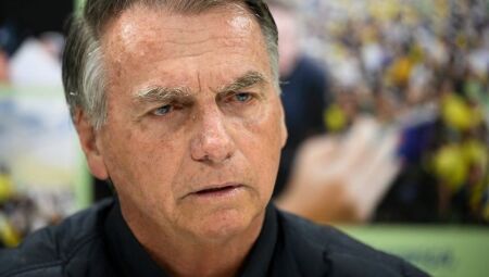 Bolsonaro caiu dentro da cela