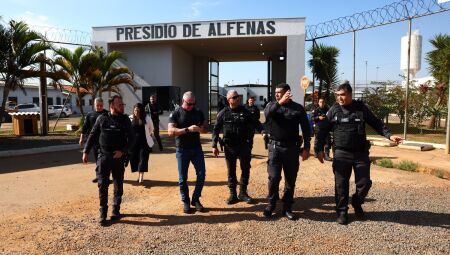 Policiais penais no Pres&iacute;dio de Alfenas - 