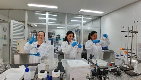 Nos testes laboratoriais s&atilde;o verificados mais de 80 par&acirc;metros de qualidade