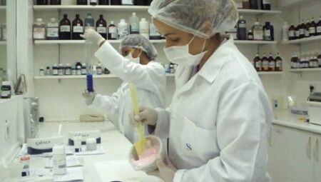 Campo Grande passa a ter regras espec&iacute;ficas para farm&aacute;cias de manipula&ccedil;&atilde;o
