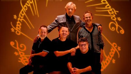 Elijah Wood, Sean Astin, Dominic Monaghan, Billy Boyd e Ian McKellen