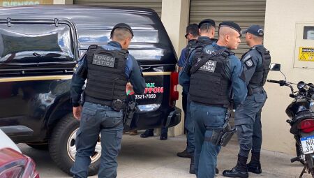 Movimenta&ccedil;&atilde;o de PMs no local