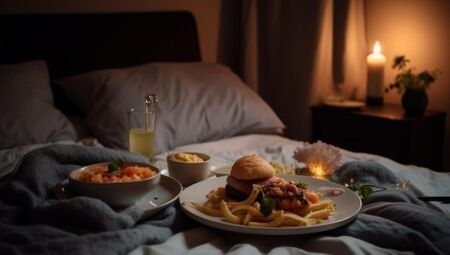 Prato de comida foi encontrado na cama da mulher
