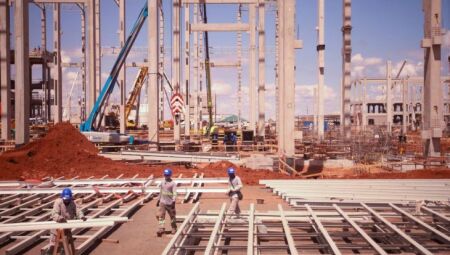 O rendimento m&eacute;dio mensal real ficou em R$ 3.581, o 9&ordm; maior do pa&iacute;s, representando crescimento de 2,8% frente ao trimestre anterior