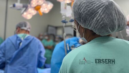 Vagas s&atilde;o para m&eacute;dicos