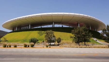 Est&aacute;dio na cidade de Guadalaraja