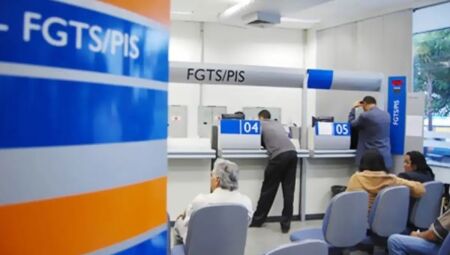 Pagamento do abono come&ccedil;a hoje pelo pa&iacute;s