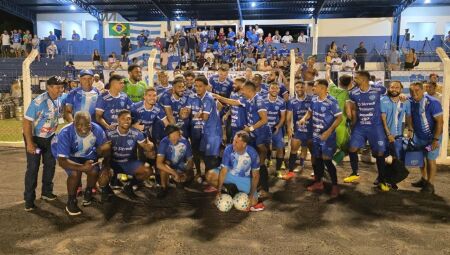 Clube avan&ccedil;ou para a segunda fase