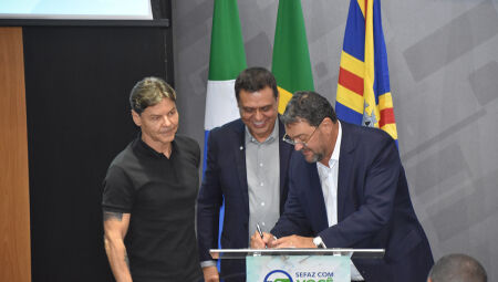 Deputado Paulo Duarte, Fl&aacute;vio C&eacute;sar e S&eacute;rgio Longen