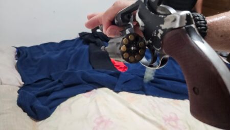 Arma apreendida na a&ccedil;&atilde;o