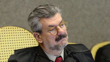 Marco Buzzi, ministro do Superior Tribunal de Justi&ccedil;a 