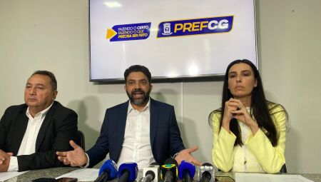 Equipe da prefeitura em coletiva de imprensa - Foto: Sarah Chaves