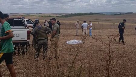 Brasileiros s&atilde;o assassinados em planta&ccedil;&atilde;o de soja da fronteira