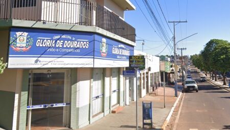 C&acirc;mara Municipal - Foto: Google Maps