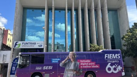 &Ocirc;nibus do SESI leva inclus&atilde;o digital &agrave; melhor idade nesta quinta-feira na Capital