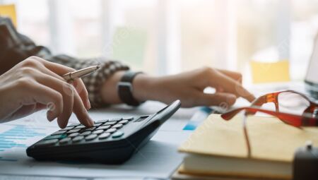 Inten&ccedil;&atilde;o de consumo segue em alta e alcan&ccedil;a melhor n&iacute;vel em uma d&eacute;cada, aponta CNC