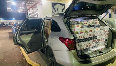 Cigarros estavam em um ve&iacute;culo