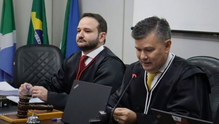 J&uacute;ri in&eacute;dito em Para&iacute;so das &Aacute;guas condena homem a 21 anos de pris&atilde;o
