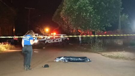 Homem &eacute; morto a facadas ap&oacute;s confus&atilde;o em Dourados