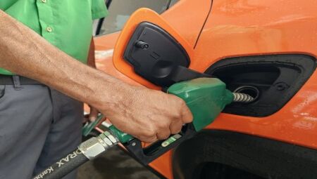 A maior varia&ccedil;&atilde;o aplica-se ao Diesel S10 nos pagamentos em dinheiro, d&eacute;bito e cr&eacute;dito.