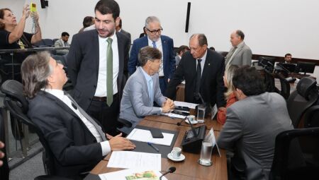 Sess&atilde;o ordin&aacute;ria da Assembleia Legislativa come&ccedil;a &agrave;s 9h 