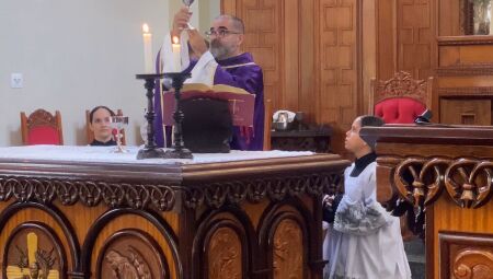 Celebra&ccedil;&atilde;o na par&oacute;quia Perp&eacute;tuo Socorro 