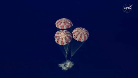 Artemis 2 retorna &agrave; Terra ap&oacute;s miss&atilde;o hist&oacute;rica e quebra recorde de dist&acirc;ncia no espa&ccedil;o