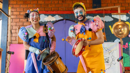 Pe&ccedil;a teatral 'A Ursinha Pel&uacute;cia'