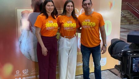 Adriana Sato, primeira-dama M&ocirc;nica Riedel e Roberto Gurgel