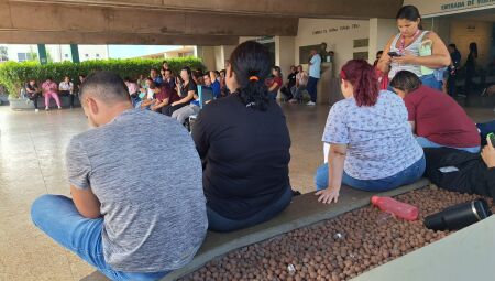 Trabalhadores em protesto - Foto: Sarah Chaves