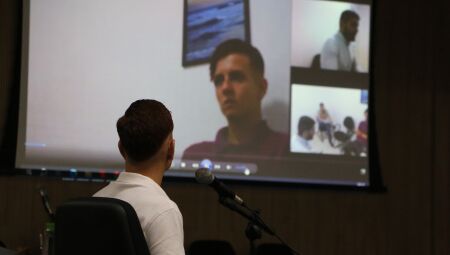 'Alem&atilde;ozinho' no julgamento assiste ao pr&oacute;prio depoimento prestado na DHPP - Foto: JD1