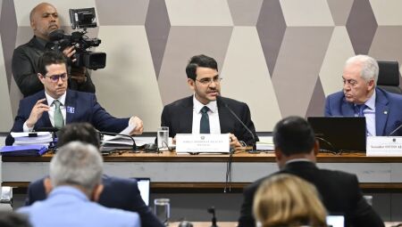 CCJ&nbsp;realiza reuni&atilde;o para sabatinar indicados ao TST, Defensoria P&uacute;blica da Uni&atilde;o (DPU), e STF